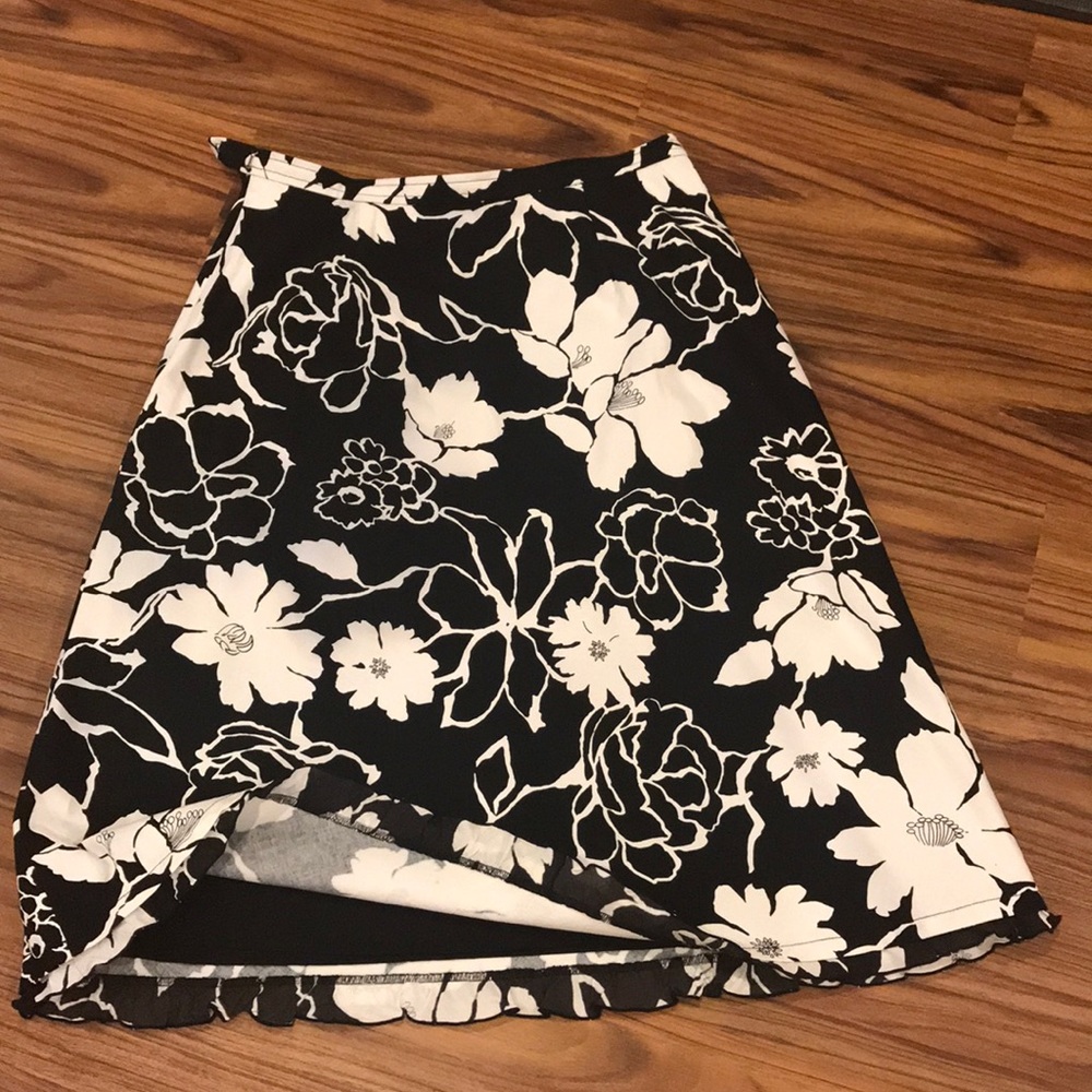 Brand new skirt